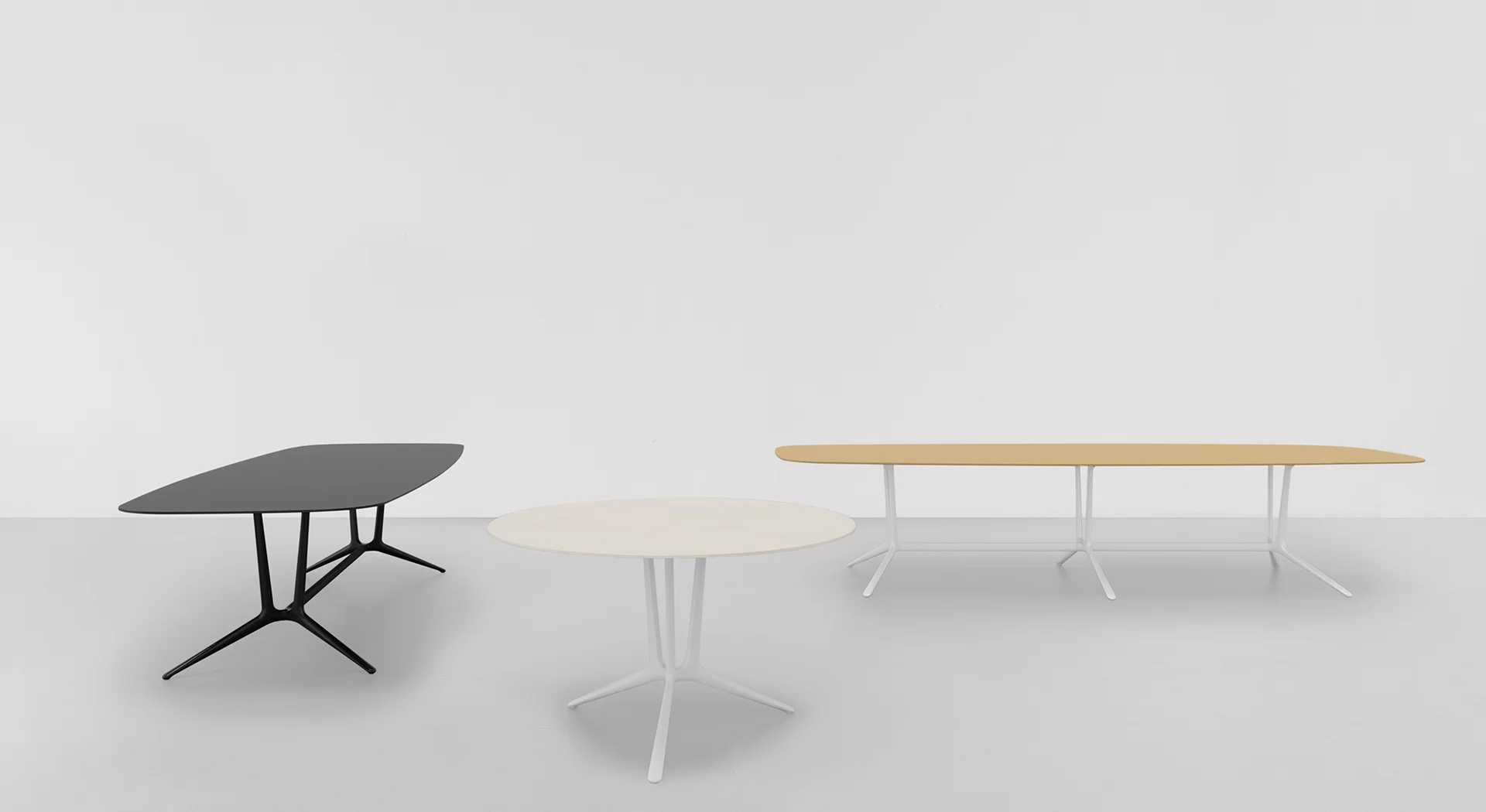 TRAIL: the table that harks back to the Nordic style of the 1950s