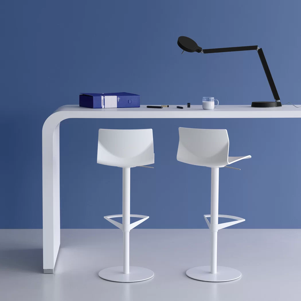 Office work outlet stool