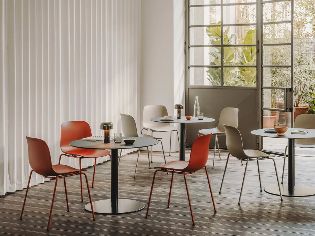 BRIO H72 : Table with round or square top Ø60 ÷ 70 ÷ 80