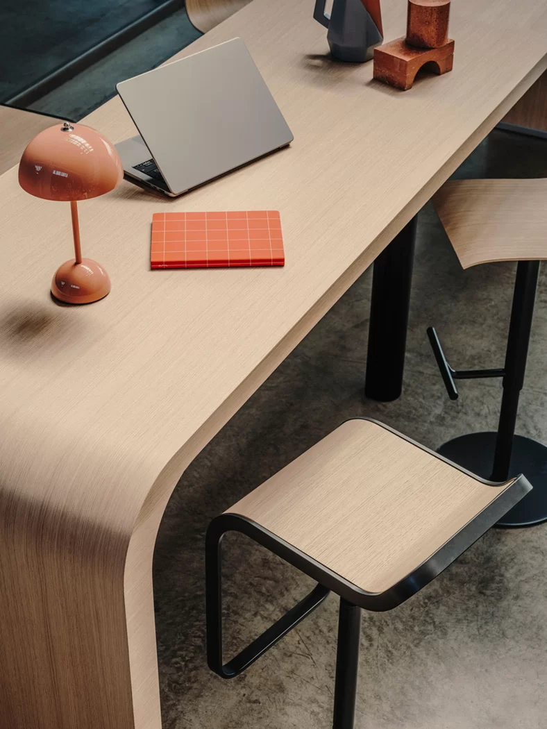 LEM: stools with timeless elegance – Lapalma LEM: stools with timeless elegance – Lapalma