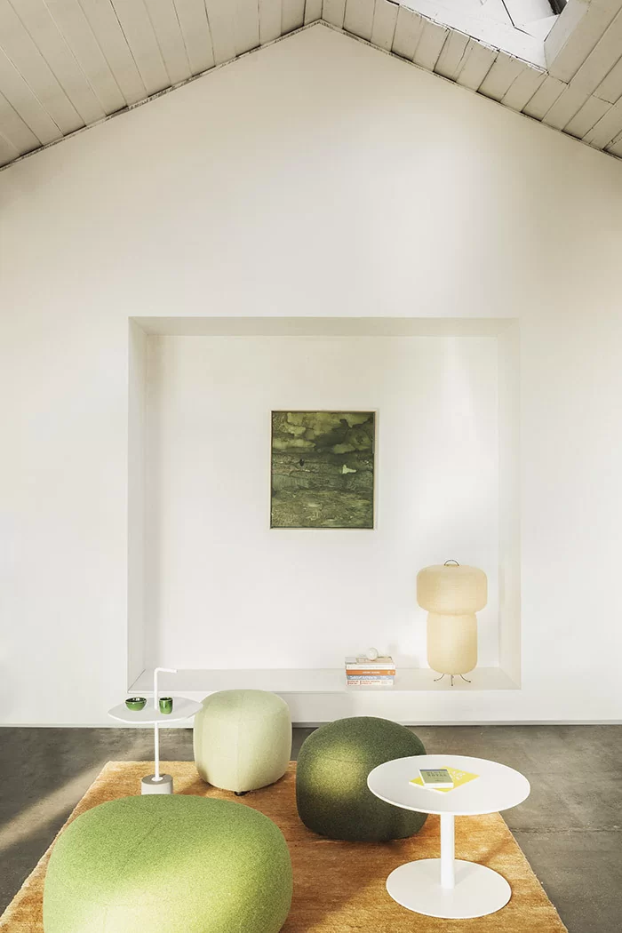 BRIO: versatile light tables for the contract sector– Lapalma BRIO: versatile light tables for the contract sector– Lapalma