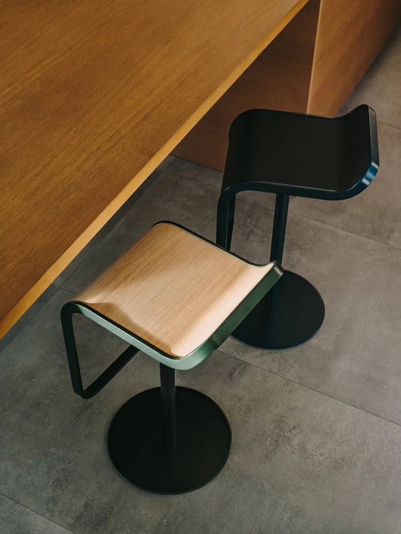 LEM: stools with timeless elegance – Lapalma