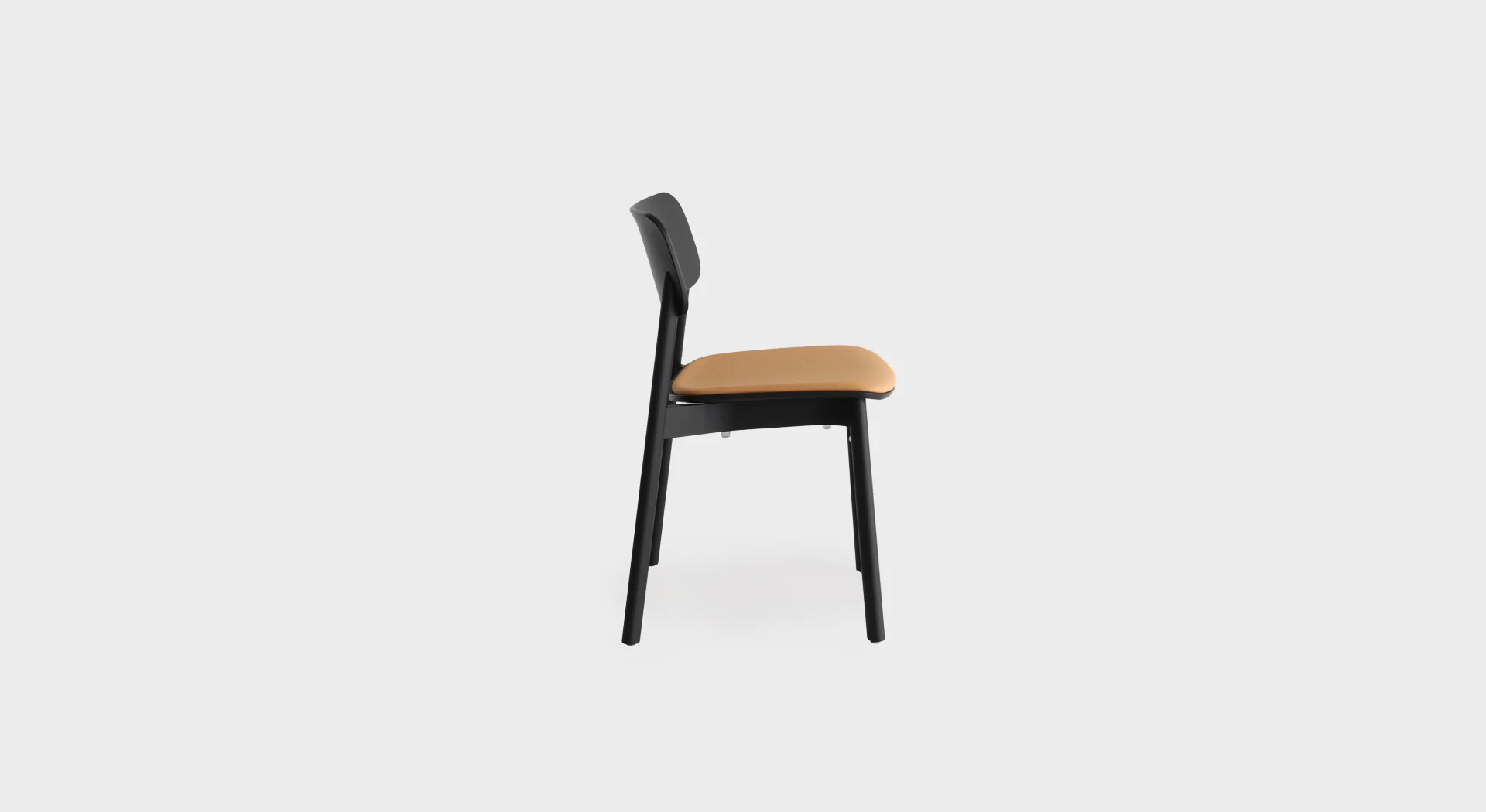 OIVA | S371 stackable wooden chair with seat-pad - Lapalma