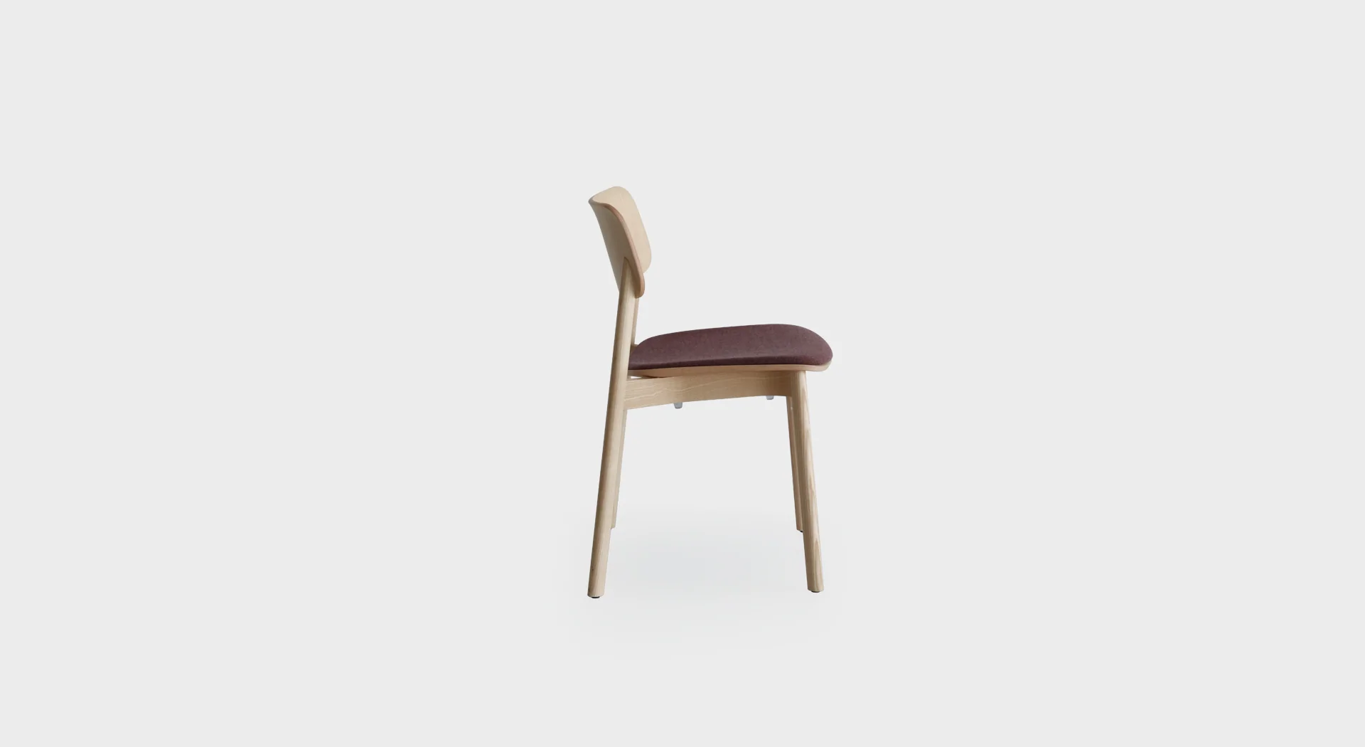 OIVA | S371 stackable wooden chair with seat-pad - Lapalma
